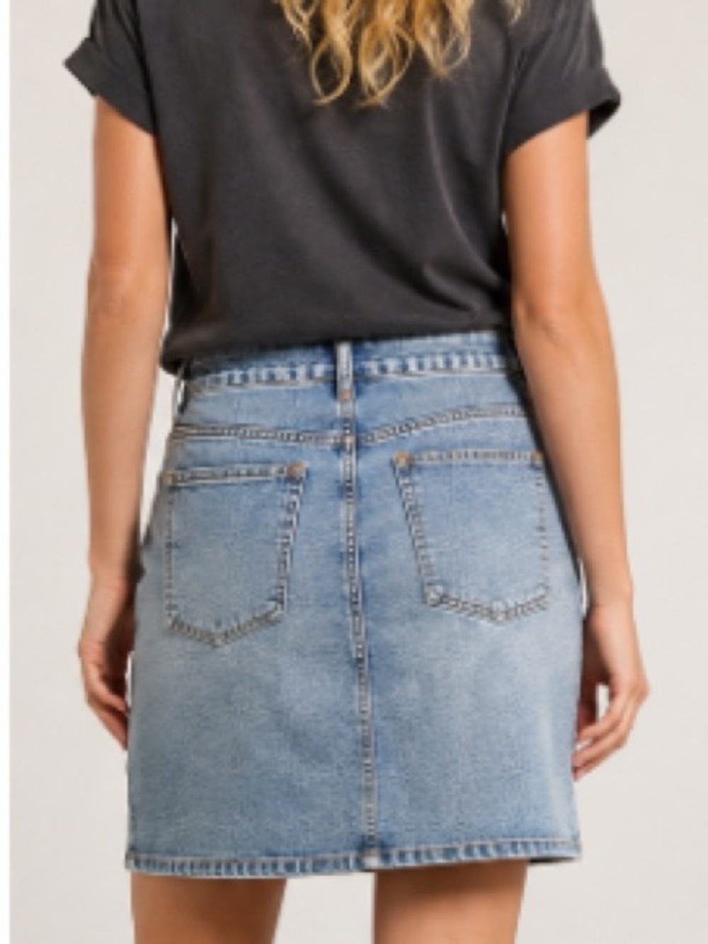 Vintage 90's Nevada jeans skirt. - Picture 2 of 9